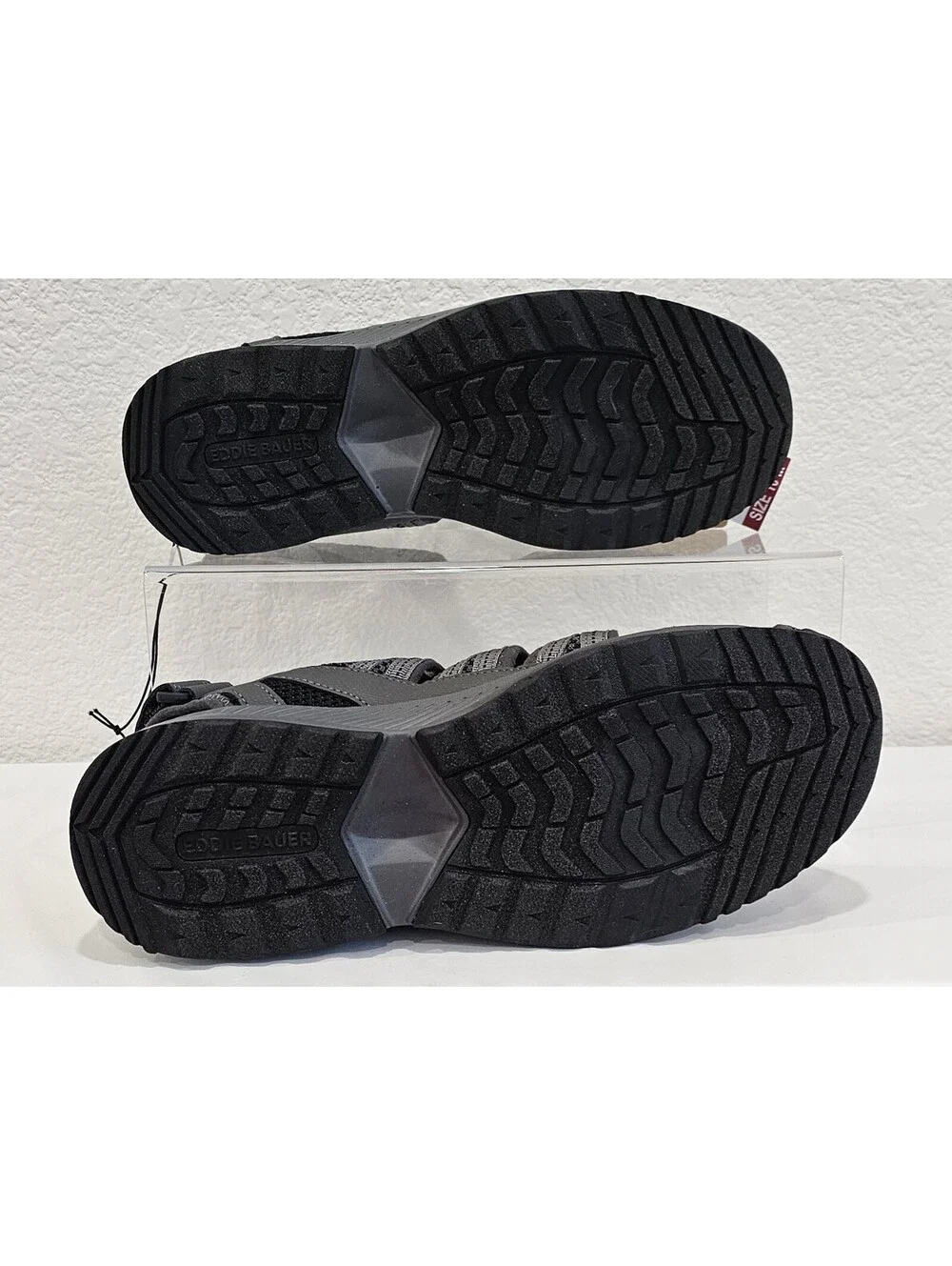 NWT Eddie Bauer Cedar Sport Sandals Men's Size 10 M Gray Outdoor Water Shoes
